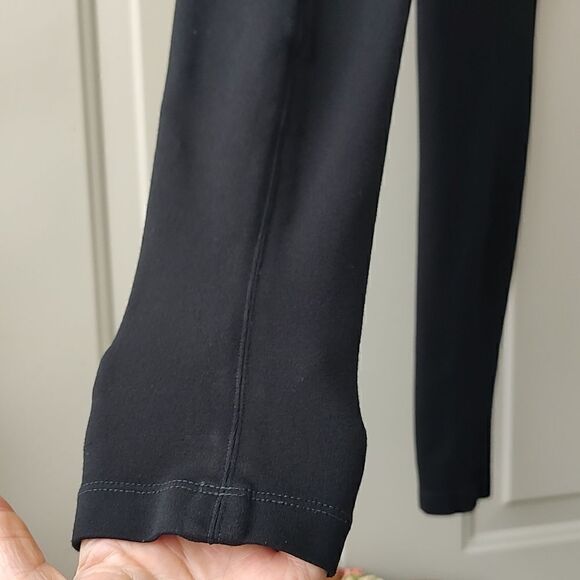 VINCE Women's Black Pull-On Black Leggings {Stitching Down Back Legs} Size M - Picture 3 of 7